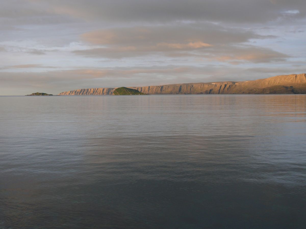 Kongsfjord - Balades, pêche, bivouac et soleil de minuit - 83