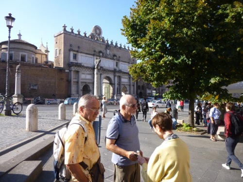 devant la place del Popolo