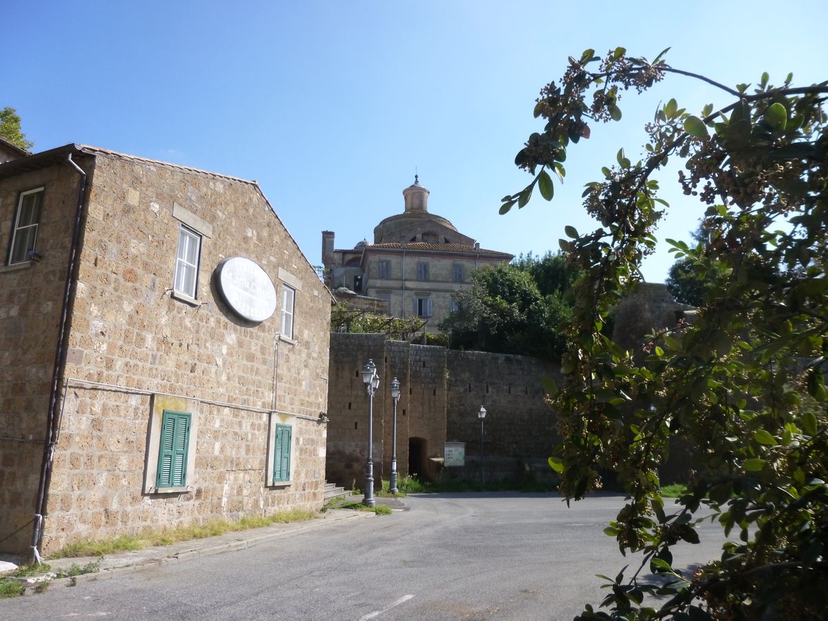 Tuscania